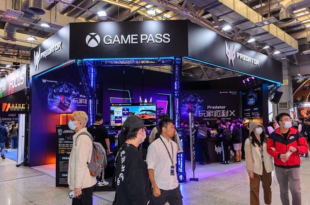 遊戲訂閱怎麼選？PS Plus、Xbox Game Pass、Nintendo Switch Online 差在哪，誰該訂（2026）