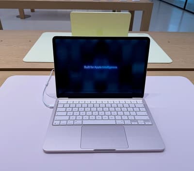 Apple MacBook Neo